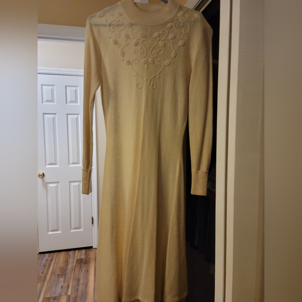 Styleworks J0387 Elegant Cream Knit Dress with Embroidery